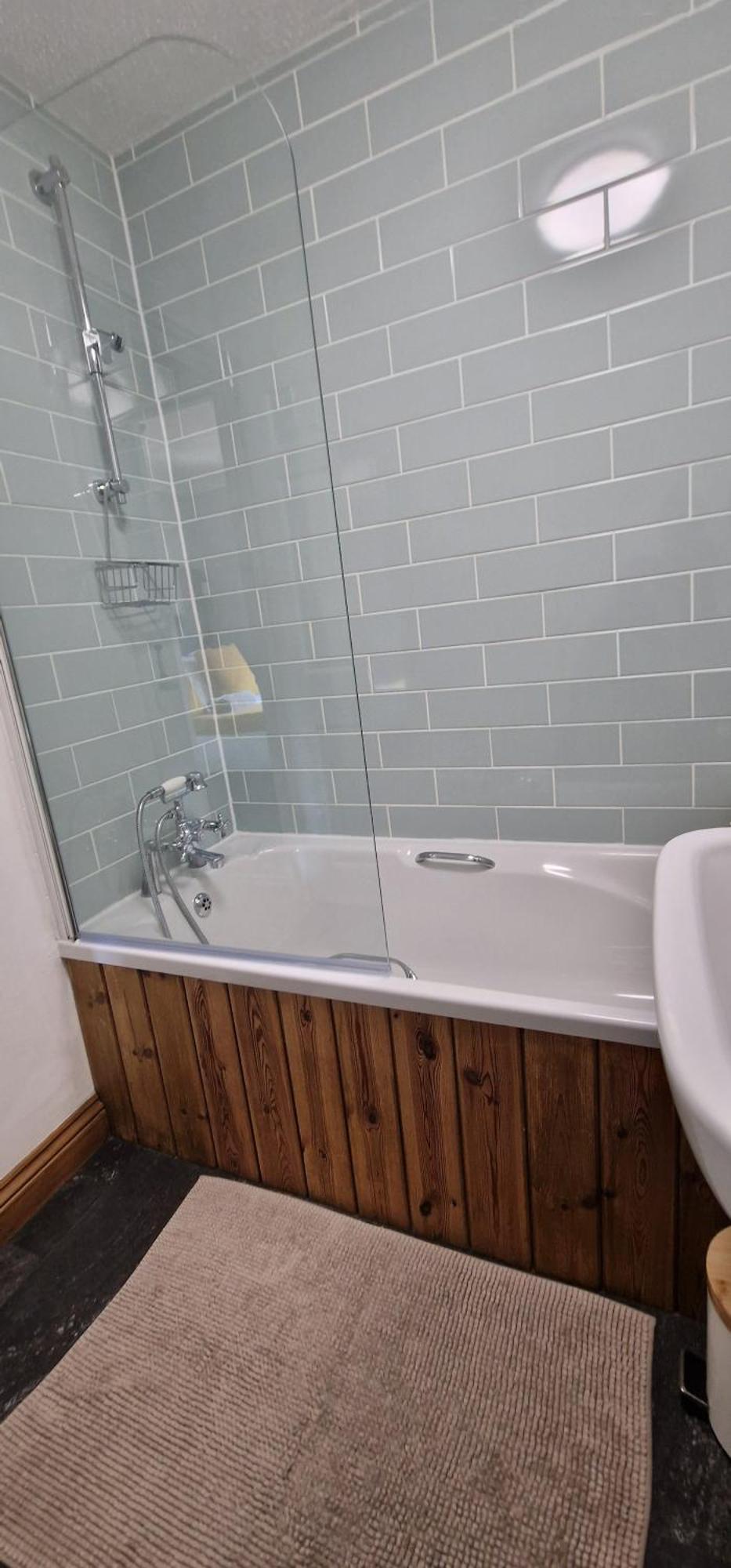 Country Style, 2 Bedroom House, Parking And Superb Location NWI Exterior foto